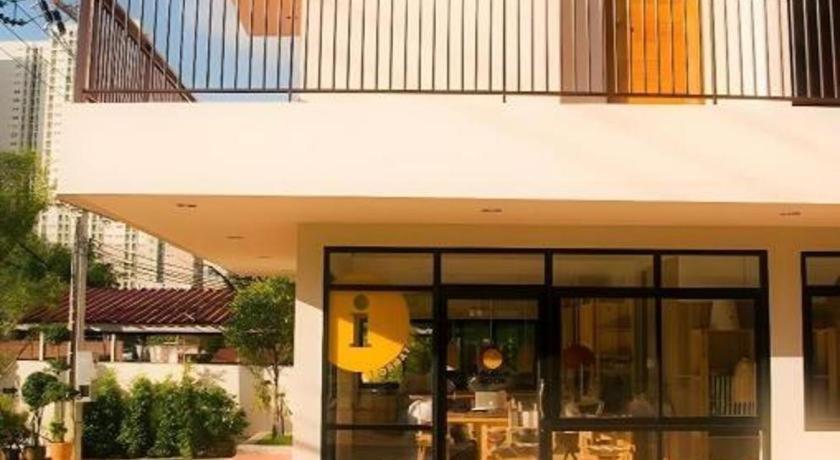 Yellow Moon Hotel Паттайя Экстерьер фото